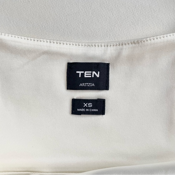 NWOT Aritzia Ten Shine Satin Bustier - Picture 2 of 4